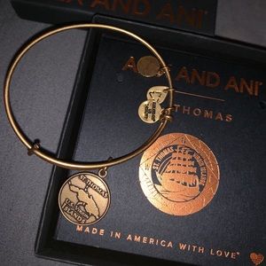 St. Thomas Alex and Ani Bangle
